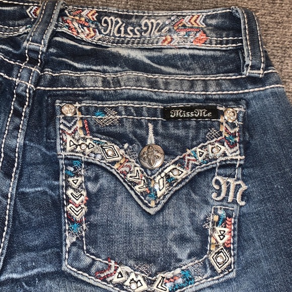 Miss Me Jeans - Picture 3 of 10